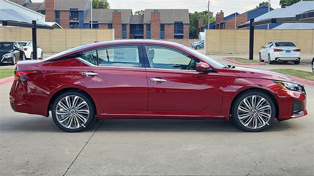 new 2024 Nissan Altima car, priced at $28,418