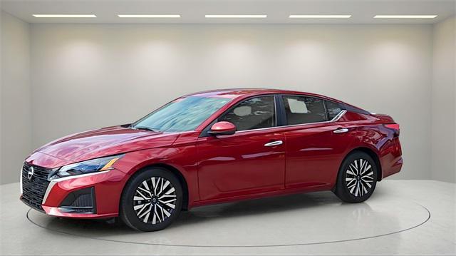 used 2023 Nissan Altima car, priced at $19,627