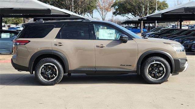 new 2025 Nissan Pathfinder car, priced at $42,925