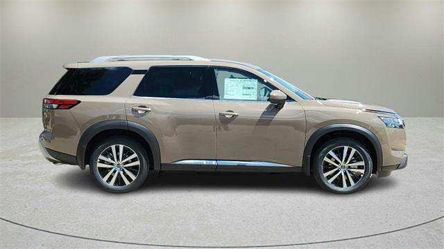 new 2024 Nissan Pathfinder car, priced at $43,005