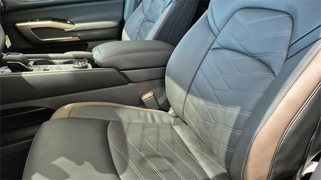 new 2025 Nissan Pathfinder car, priced at $50,689