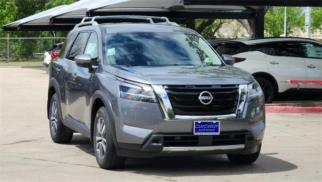 new 2024 Nissan Pathfinder car, priced at $39,866