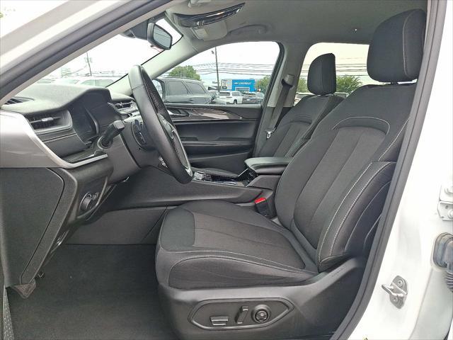 used 2022 Jeep Grand Cherokee L car, priced at $27,595