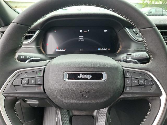 new 2025 Jeep Grand Cherokee car, priced at $46,730