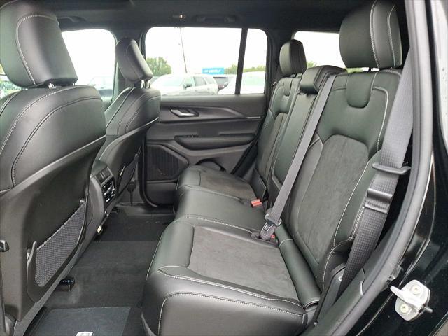 new 2025 Jeep Grand Cherokee car, priced at $46,730
