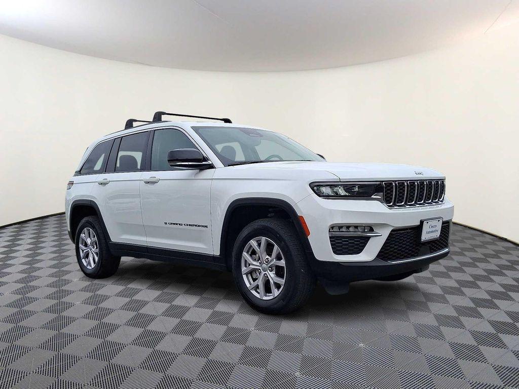 used 2022 Jeep Grand Cherokee car, priced at $32,595