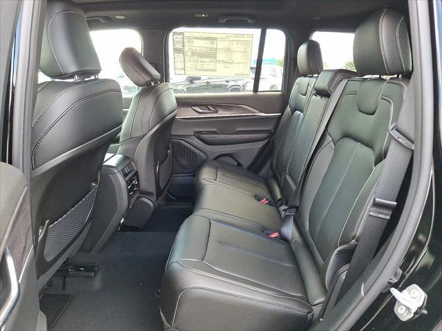 new 2025 Jeep Grand Cherokee car