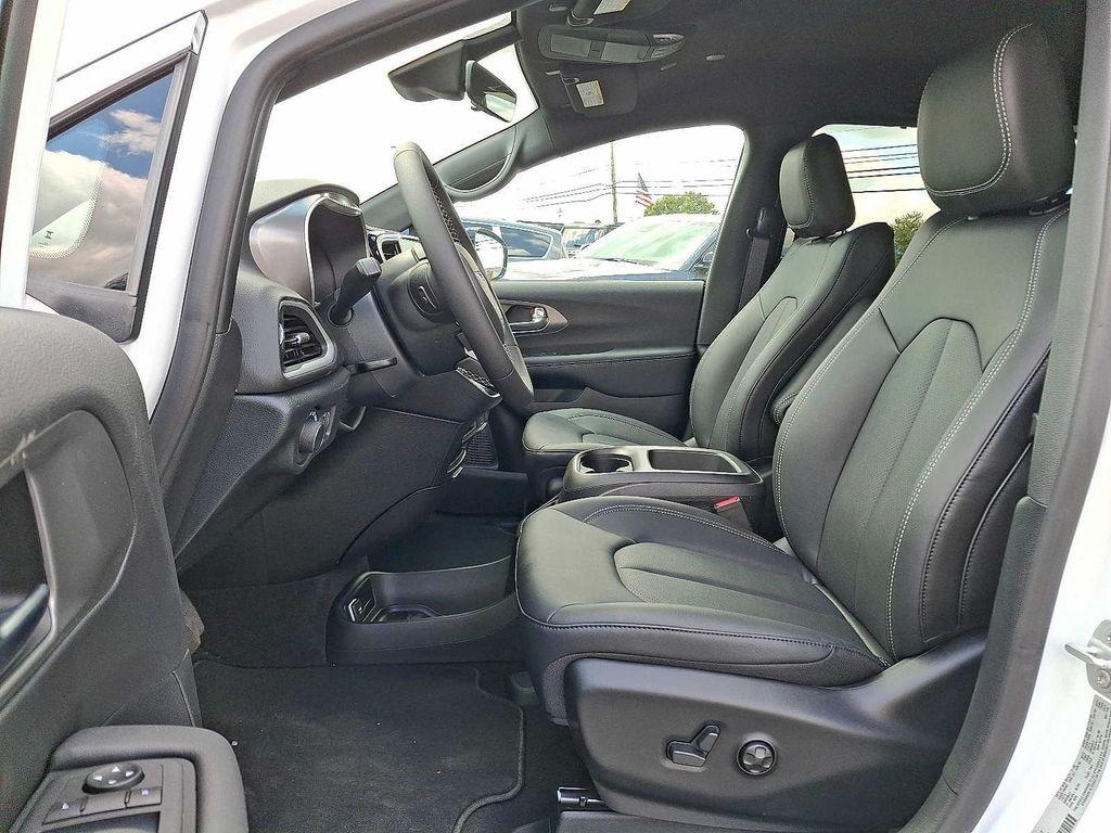 new 2026 Chrysler Voyager car, priced at $41,990