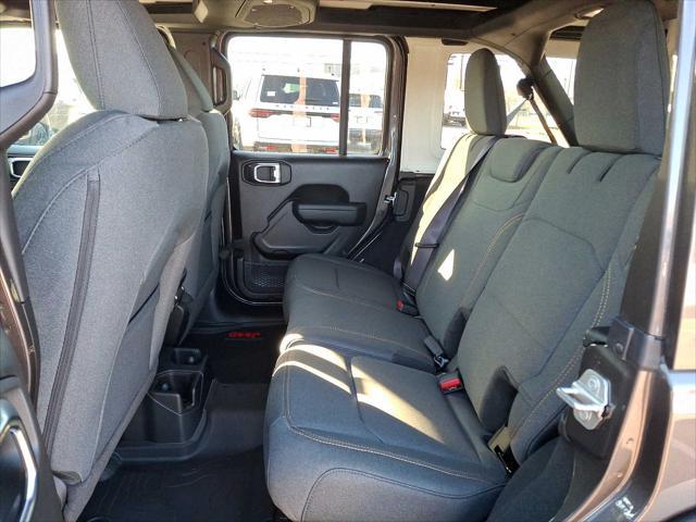 new 2025 Jeep Wrangler car, priced at $53,177