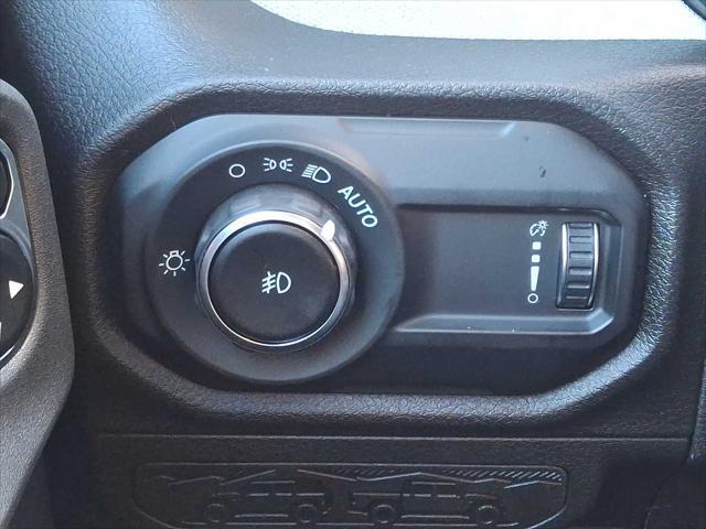 new 2025 Jeep Wrangler car, priced at $53,177