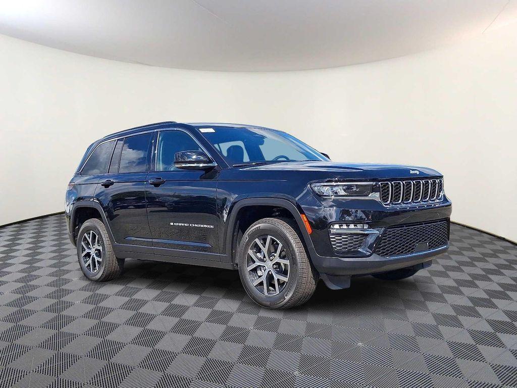 new 2025 Jeep Grand Cherokee car, priced at $50,010