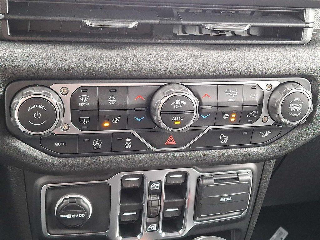 new 2025 Jeep Wrangler car, priced at $56,240