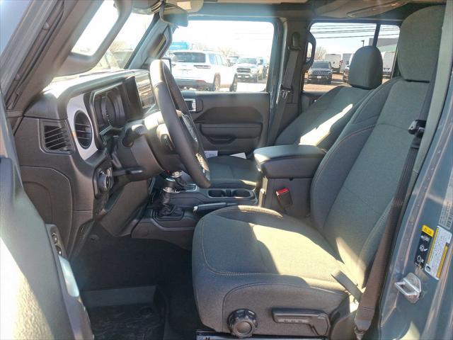 new 2025 Jeep Wrangler car, priced at $53,085