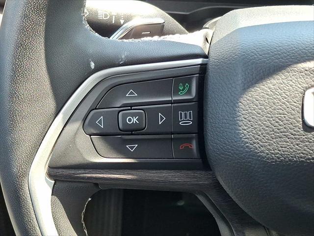 used 2023 Jeep Grand Cherokee car, priced at $35,495
