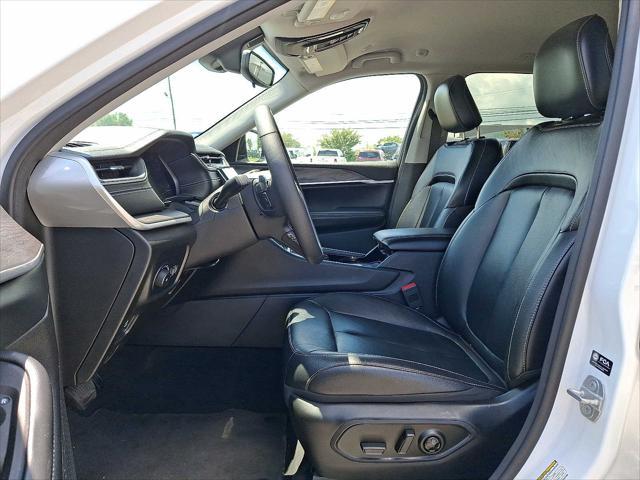 used 2023 Jeep Grand Cherokee car, priced at $35,495