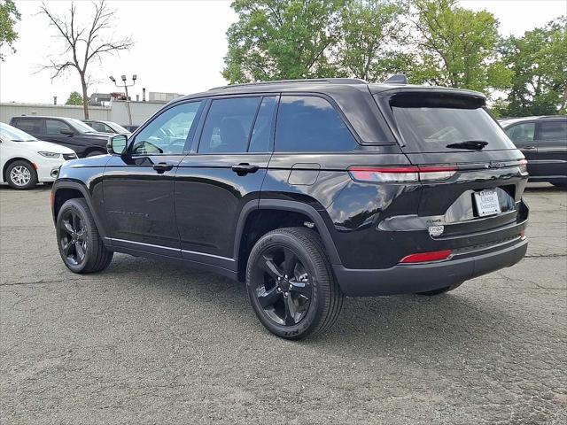 new 2025 Jeep Grand Cherokee car, priced at $48,375