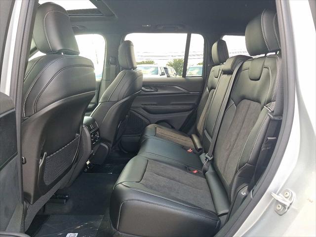 new 2025 Jeep Grand Cherokee car, priced at $46,730