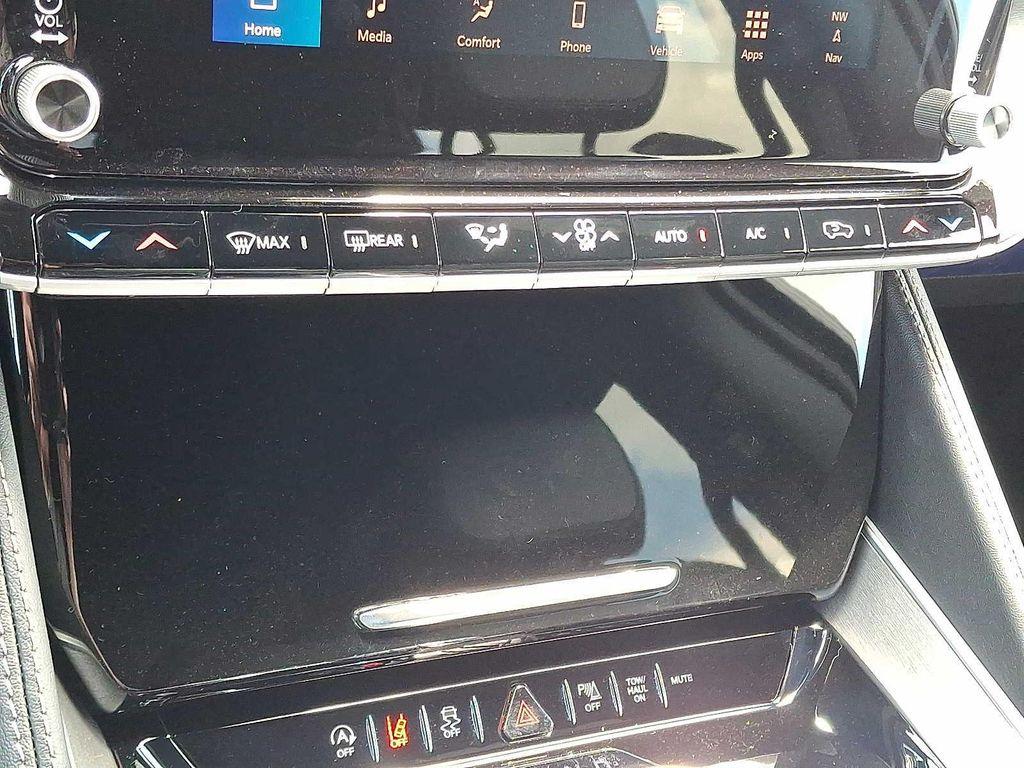 new 2025 Jeep Wagoneer L car, priced at $71,730