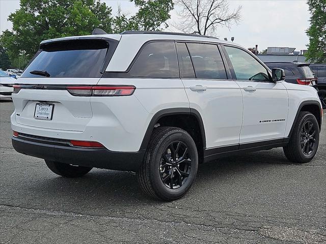 new 2025 Jeep Grand Cherokee car, priced at $46,135