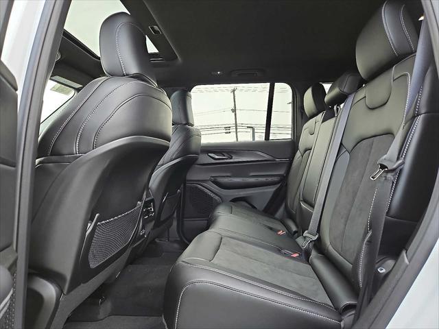 new 2025 Jeep Grand Cherokee car, priced at $46,135