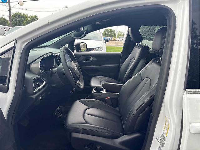 used 2025 Chrysler Pacifica car, priced at $38,490