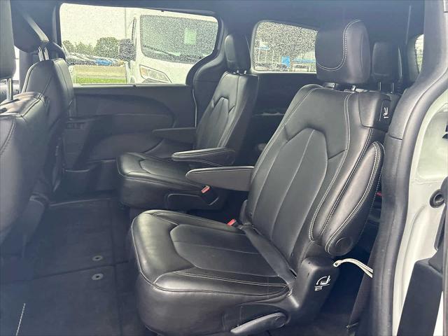 used 2025 Chrysler Pacifica car, priced at $38,490