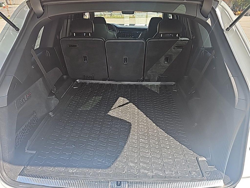 used 2022 Audi SQ7 car, priced at $54,800