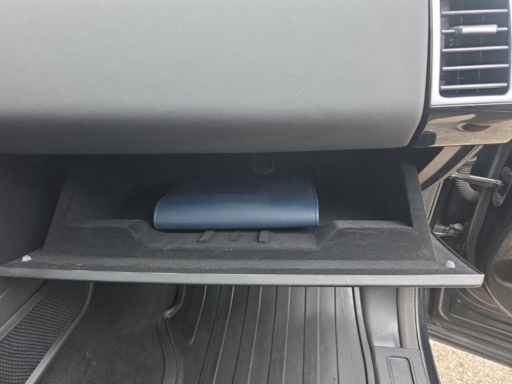 used 2020 Land Rover Discovery car, priced at $21,995