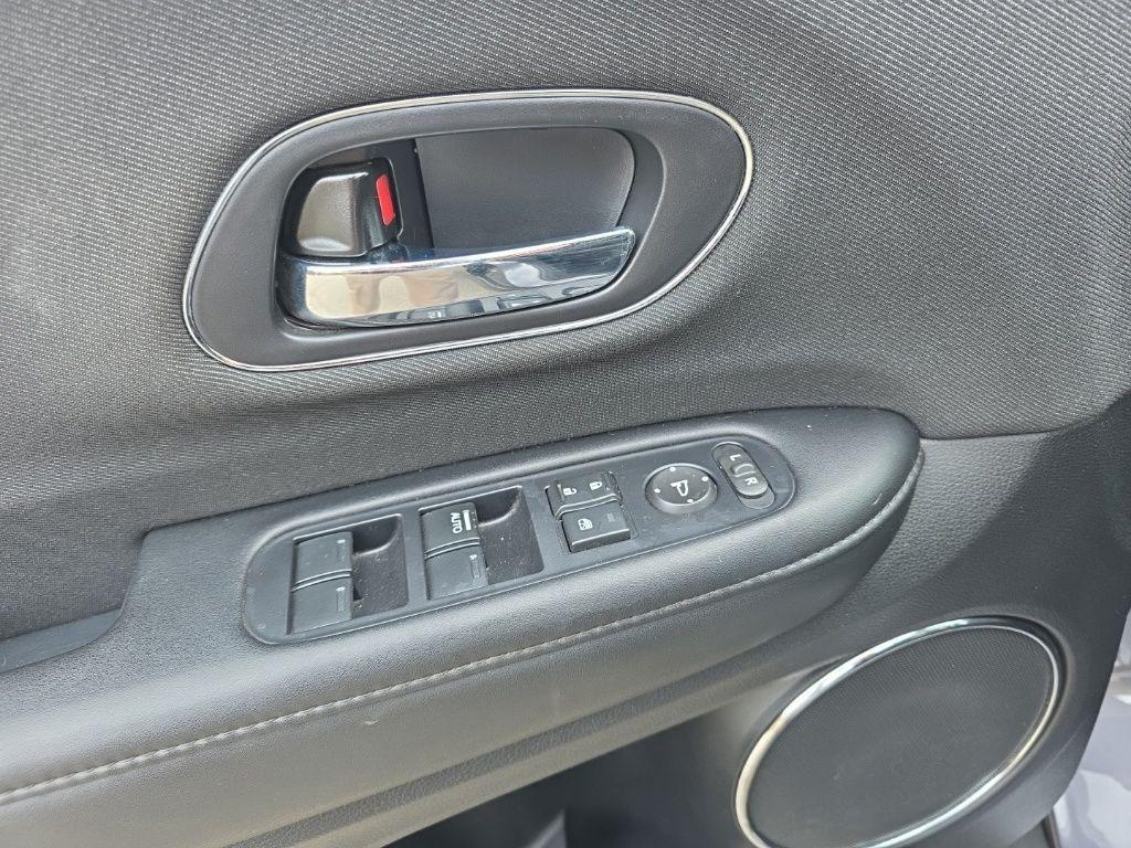 used 2022 Honda HR-V car, priced at $22,695