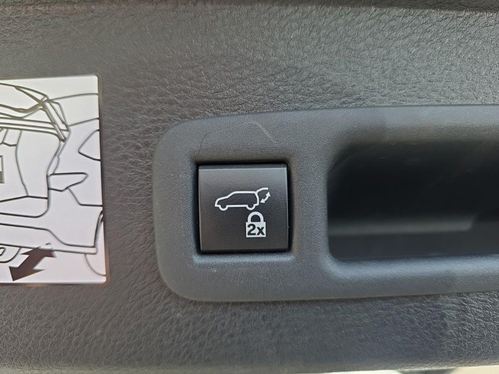 used 2024 Toyota Sienna car, priced at $40,999