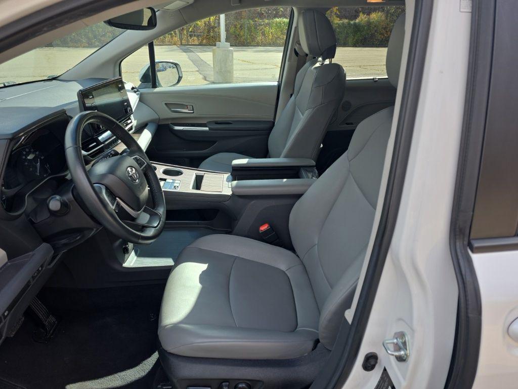 used 2024 Toyota Sienna car, priced at $40,999