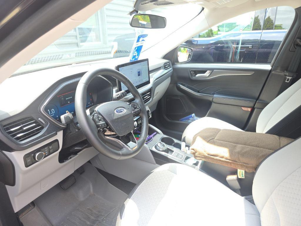 used 2023 Ford Escape car