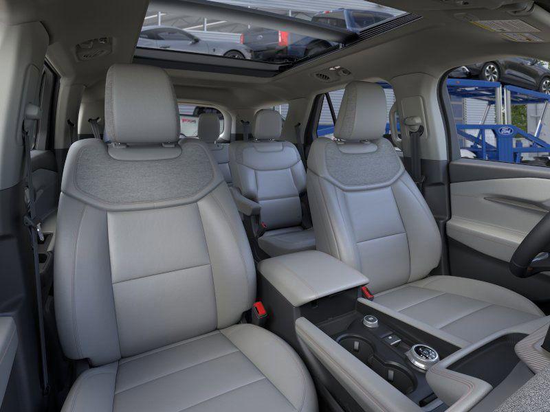 new 2025 Ford Explorer car, priced at $47,700