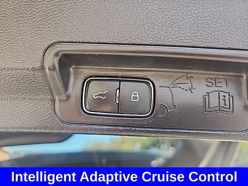 used 2022 Ford Explorer car, priced at $28,250