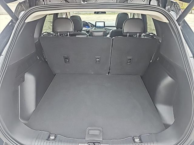 used 2022 Ford Escape car, priced at $28,898