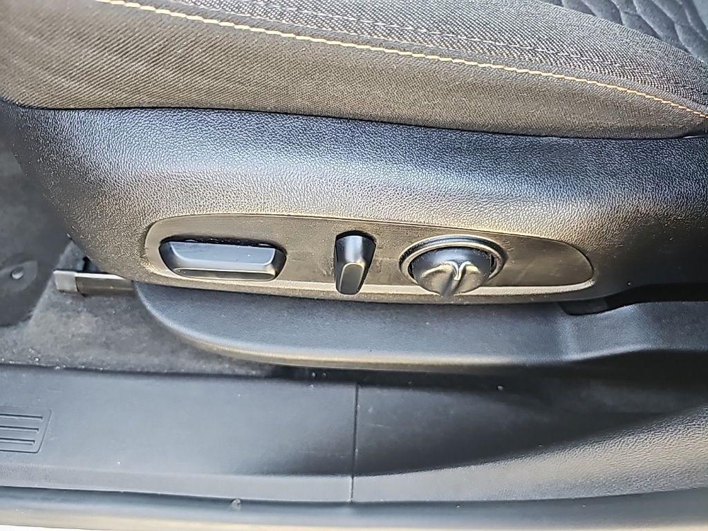 used 2019 Chevrolet Equinox car, priced at $16,500