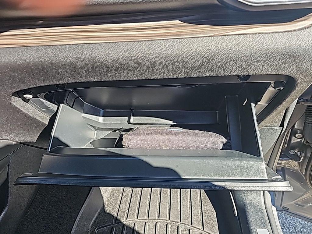 used 2021 Ford Explorer car, priced at $25,495