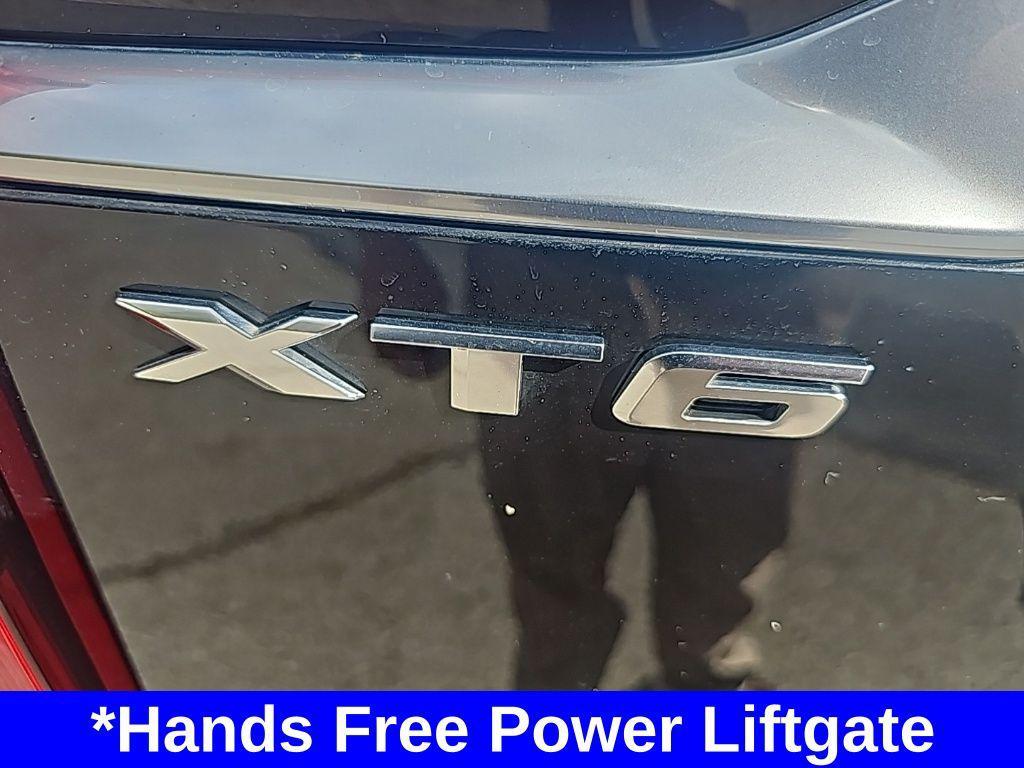 used 2025 Cadillac XT6 car, priced at $45,600