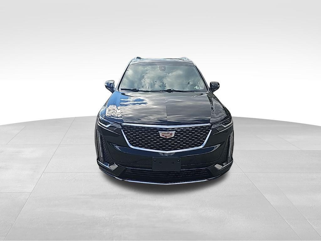 used 2025 Cadillac XT6 car, priced at $45,600