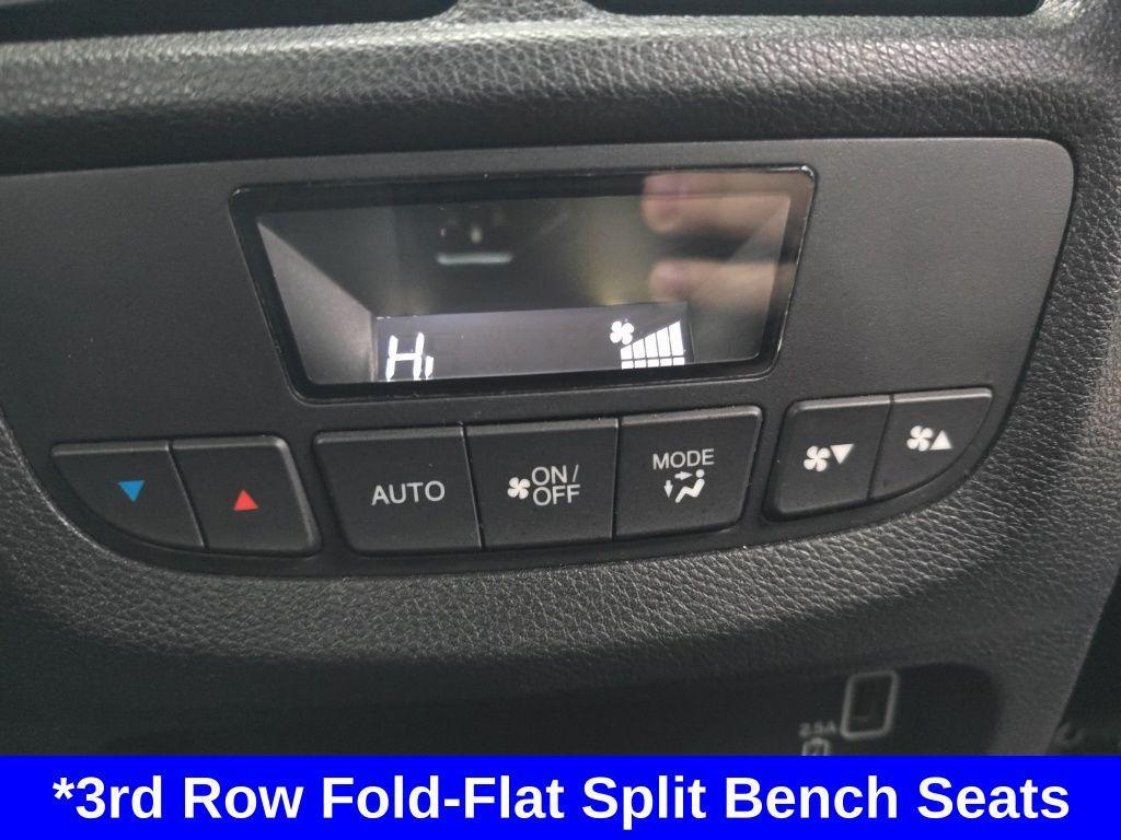 used 2022 Honda Pilot car, priced at $29,998