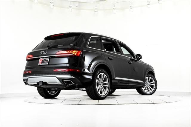 new 2025 Audi Q7 car, priced at $71,800