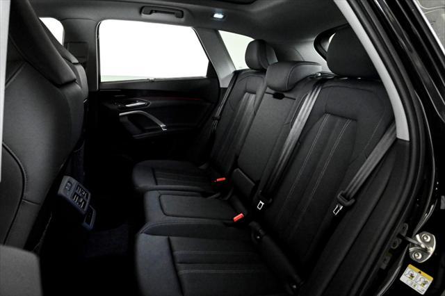 new 2025 Audi Q5 car, priced at $61,285