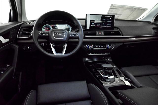 new 2025 Audi Q5 car, priced at $61,880