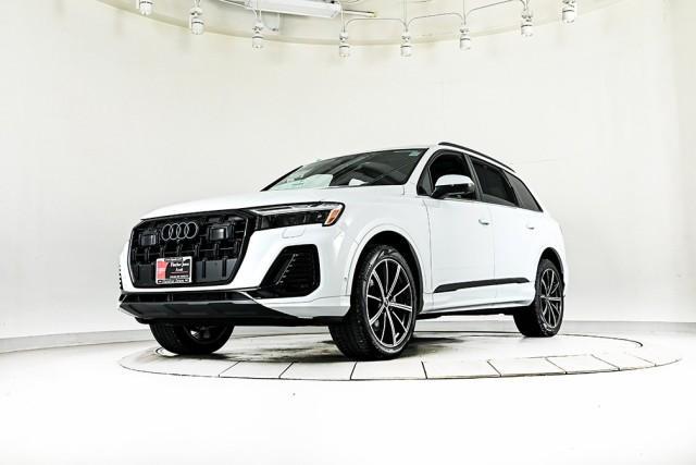 new 2025 Audi Q7 car, priced at $72,500