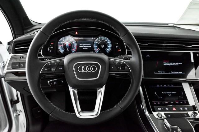 new 2025 Audi Q7 car, priced at $72,500