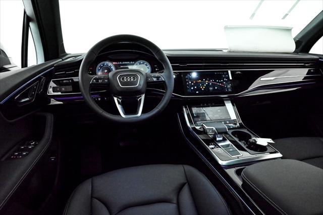 new 2025 Audi Q7 car, priced at $72,695