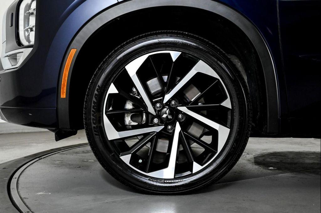 used 2022 Mitsubishi Outlander car, priced at $23,962