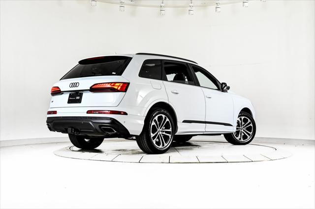 used 2025 Audi Q7 car, priced at $63,944