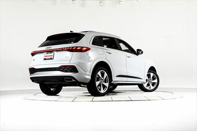 new 2025 Audi Q5 car, priced at $61,390