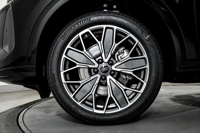 new 2025 Audi Q5 car, priced at $61,300